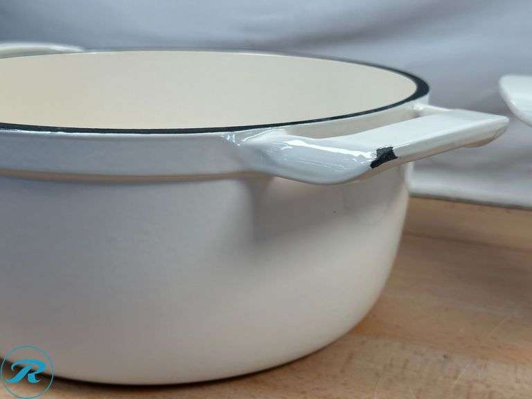 Tramontina 4-quart & 6-quart Enameled Cast Iron Round Dutch Oven, 2-pack - Like New/Chipped Handle - Roller Auctions
