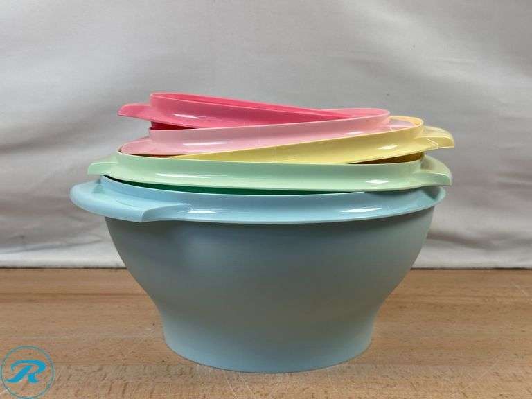 Tupperware Heritage Collection 32 Piece Food Storage Set- Used/ Missing Unit (31ct); (3) Plastic Serving Bowls- Used; Simplehuman Stainless Steel Frame Dish Rack- Used - Roller Auctions