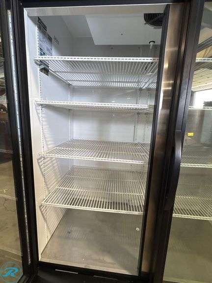 True GDM-49-HC-TSL01 2-Section Sliding Glass Door Refrigerated Merchandiser - Roller Auctions