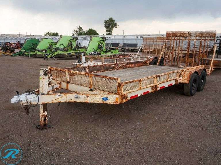 2003 Superior T/A Equipment Trailer - Roller Auctions