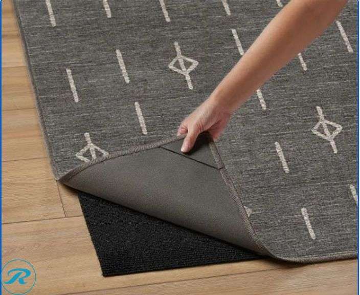 Ruggable Flatwoven Washable Alina Rug, 8' x 10'- Like New - Roller Auctions