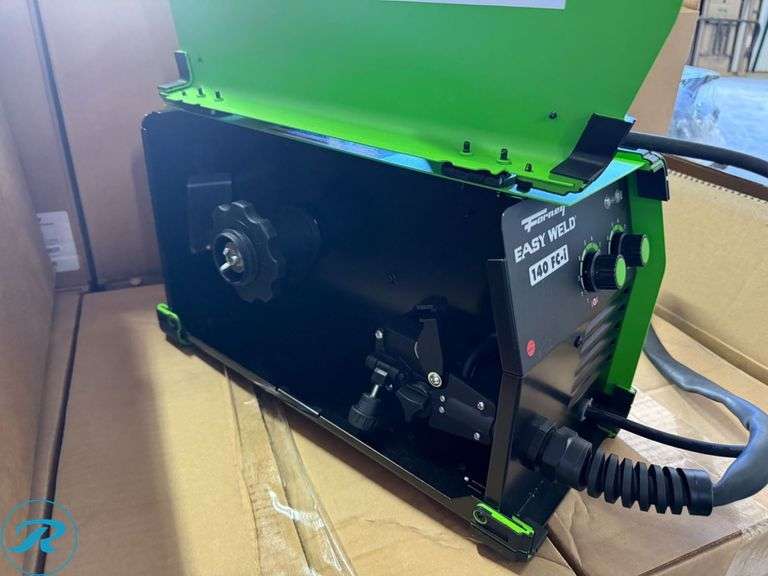 Forney Easy Weld 140 FC-i Flux-Core Wire Welder, 120V, 19 lbs - Roller Auctions