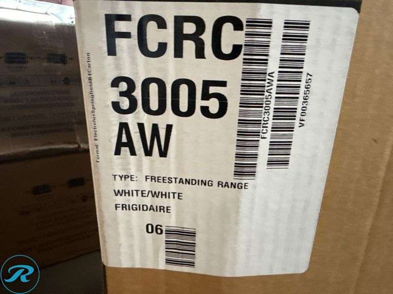 Freestanding Frigidaire Range FCRC3005AW, White - Roller Auctions