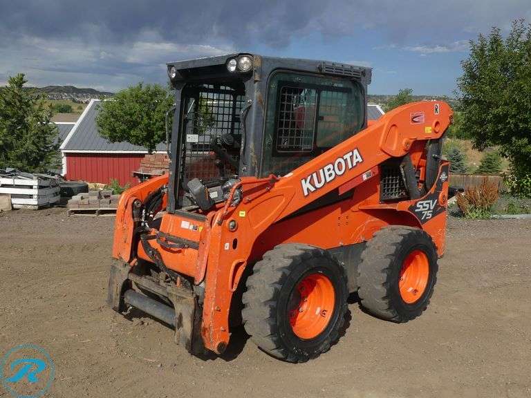 2016  Kubota   SSV75  Skid Steer Loader