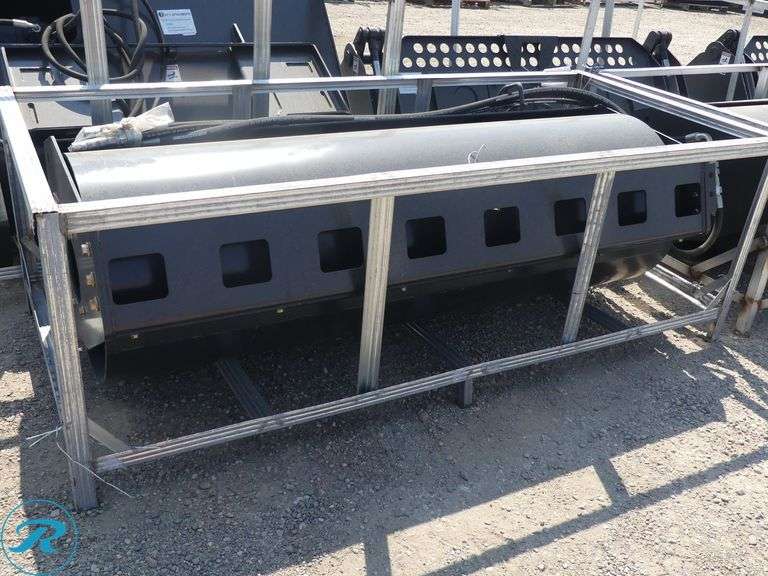 New JCT Hydraulic Vibratory Roller Attachment To Fit Skid Steer Loader, 72" - Roller Auctions