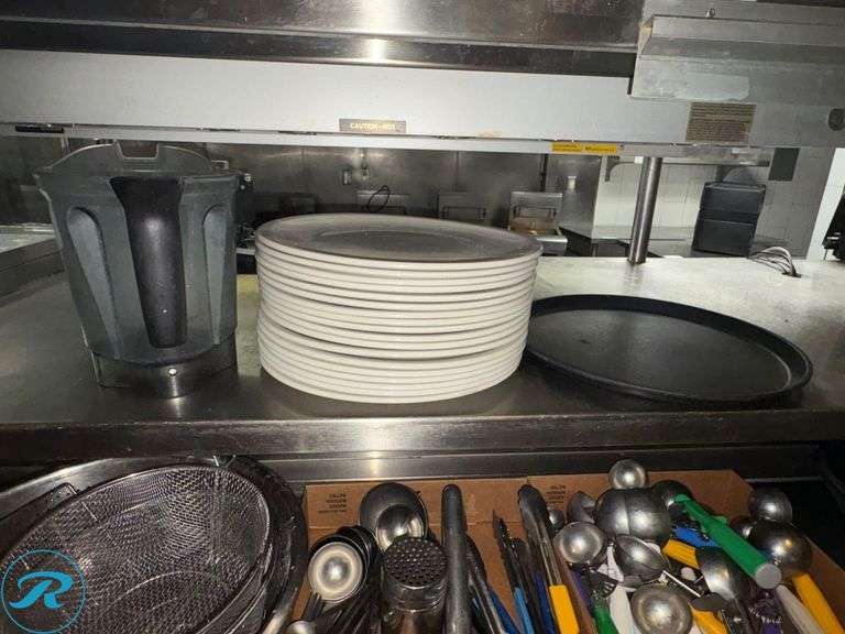 Commercial Kitchen Tools, Strainers, Plates, and Blender Jar - Roller Auctions