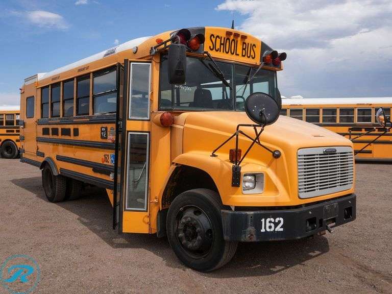 2003  Thomas  Freightliner  RWD  39-Passenger School Bus - Roller Auctions