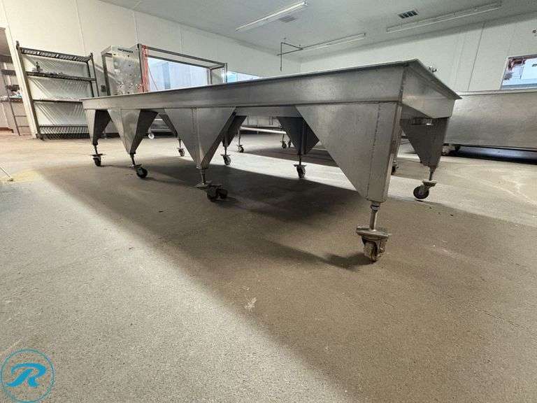 Stainless Steel Drain Table on Casters, Sloped Surface with Drain Hole, 123” x 45” x 25”H - Roller Auctions