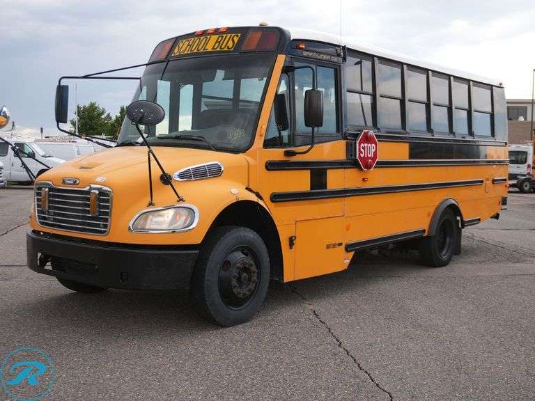 2011 Thomas Saf-T-Liner C2 Freightliner RWD 30-Passenger School Bus