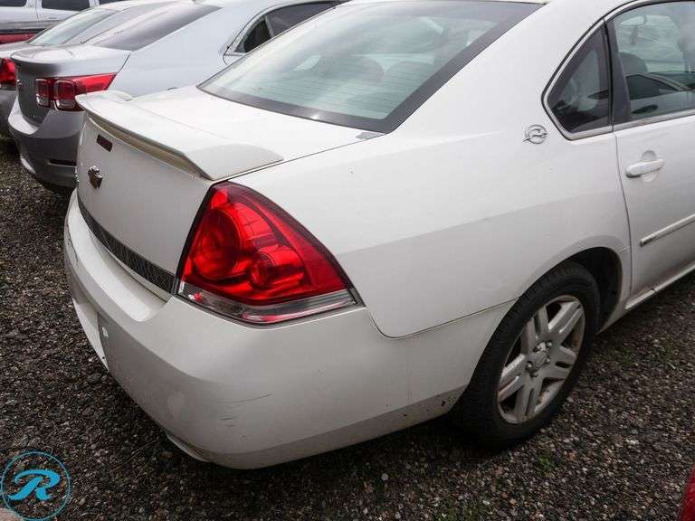 2006  Chevrolet  Impala LT  FWD - Roller Auctions