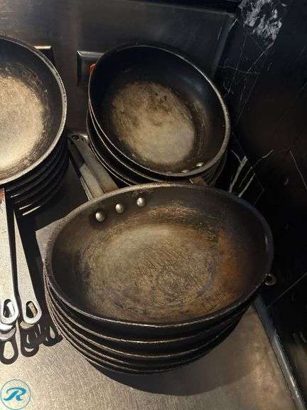 (36) Fry Pans With Metal Handles, Assorted Sizes - Roller Auctions