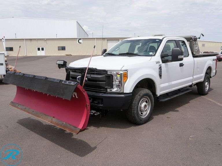 2017  Ford  F250  Super Duty XL  4WD Super Cab Slide-In  Dump Truck - Roller Auctions
