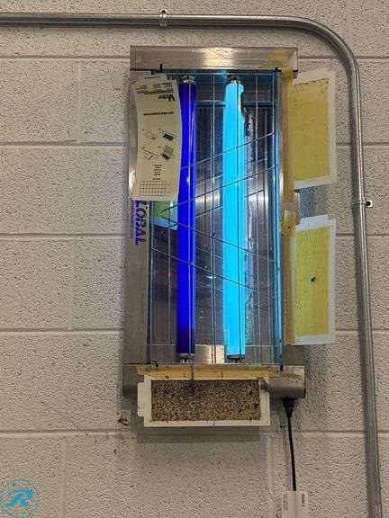 Global Industrial Electric UV Insect Trap