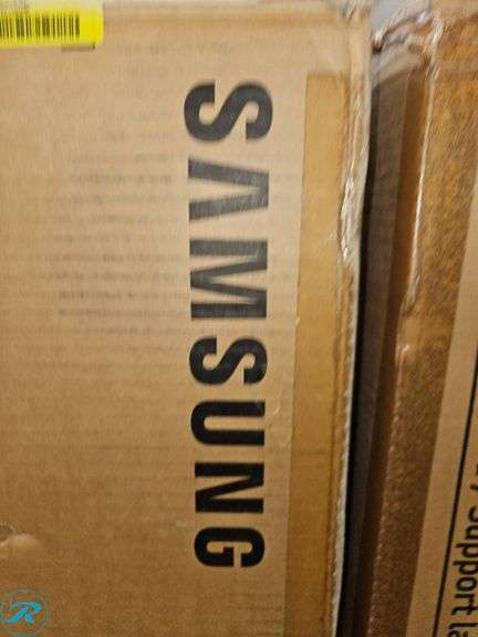 (2) Samsung WE402NE Laundry Pedestals - Roller Auctions