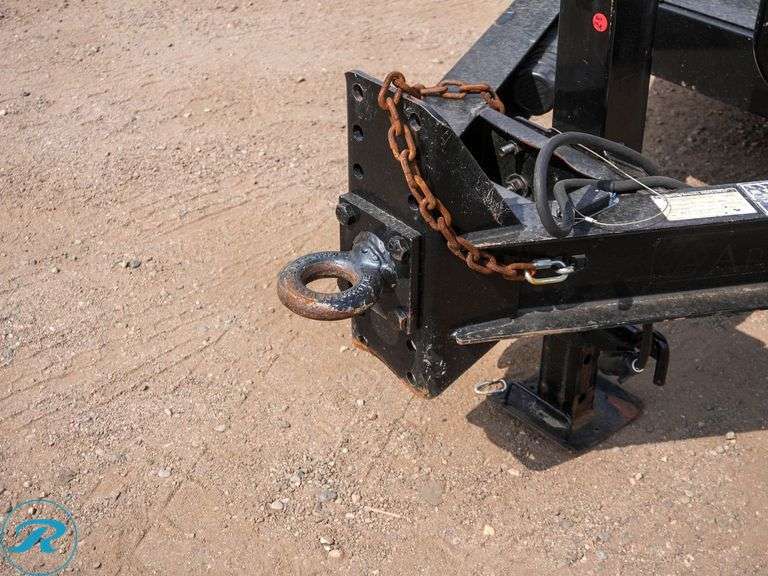 2019  Towmaster  T-12D  T/A Equipment Trailer - Roller Auctions