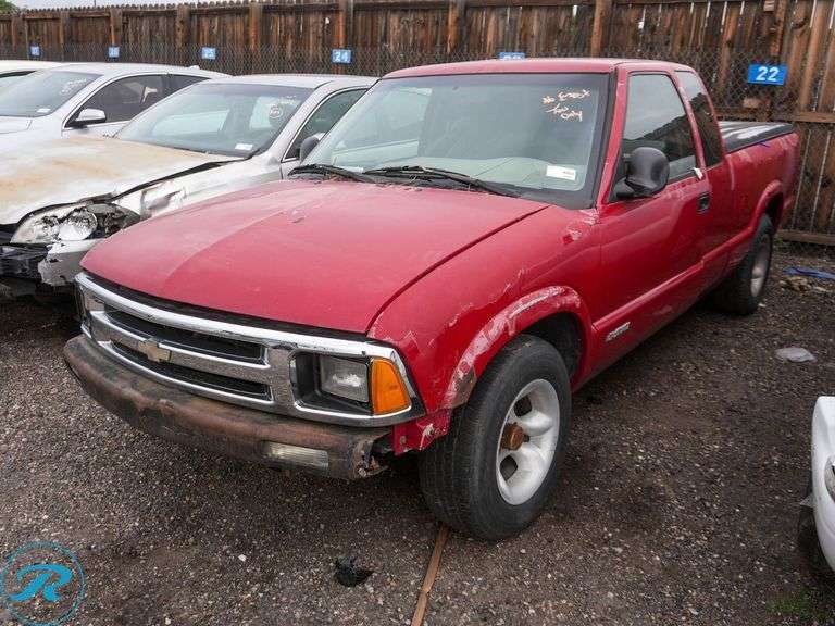 1997  Chevrolet  S10 LS  RWD
