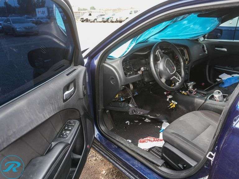 2017  Dodge  Charger SXT  AWD - Roller Auctions