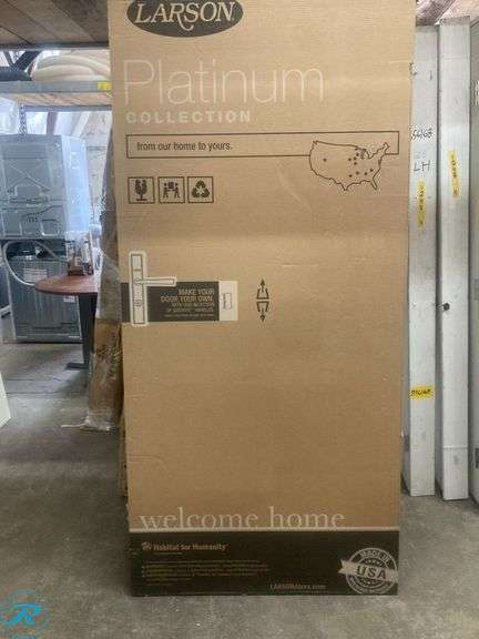 (1) New in box-LARSON Platinum Split Fullview 36-in x 81-in Graphite ...