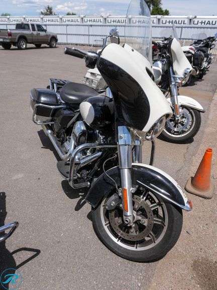 2016  Harley-Davidson  FLHTP Electra Glide  Police Edition  Motorcycle - Roller Auctions