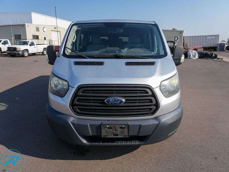 2015 Ford Transit 350 RWD 10-Passenger Van - Roller Auctions