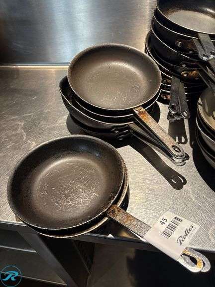 (36) Fry Pans With Metal Handles, Assorted Sizes - Roller Auctions