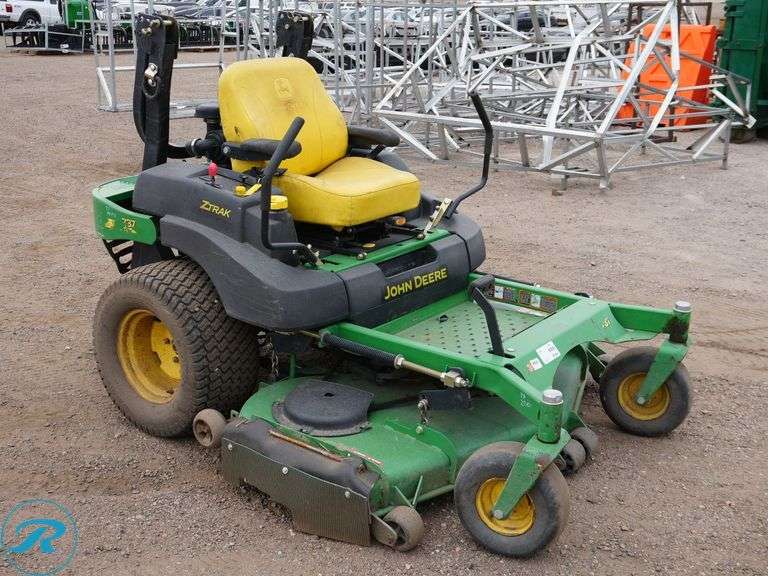 John Deere 737 RWD Zero-Turn Ride-On Mower - Roller Auctions