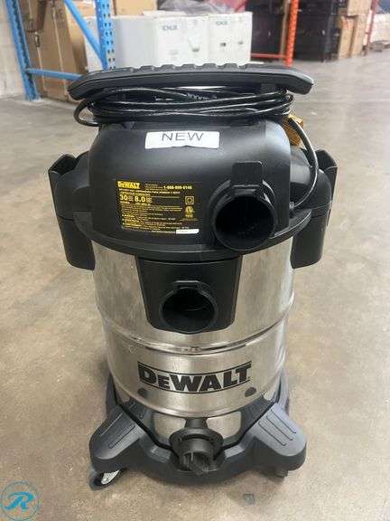 DeWalt 8 Gallon Wet/Dry Vacuum - New - - No Box - Roller Auctions