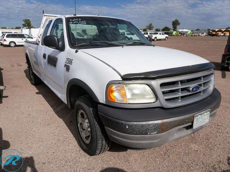 2003  Ford  F150  XL  4WD Super Cab  Pickup - Roller Auctions