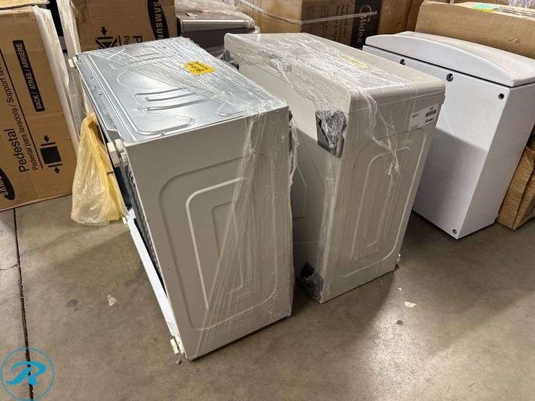 (2) Samsung WE402NE/A3 Laundry Pedestals - Roller Auctions