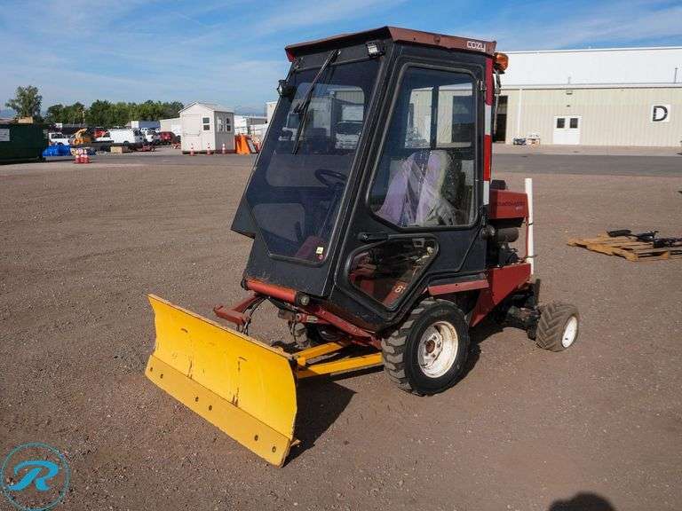 Toro Groundsmaster 328-D 4WD Traction Unit - Roller Auctions
