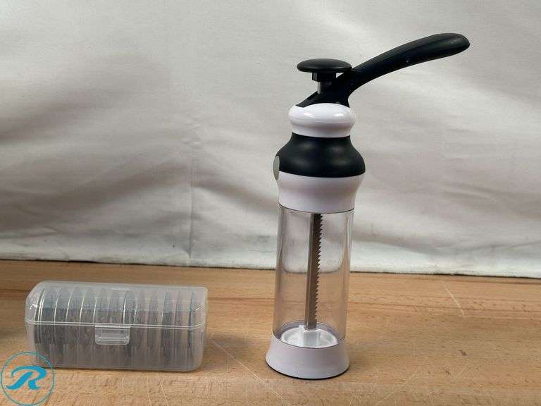 Dash: Multimaker Mini Maker System- Used; (2) OXO Softworks: 20- Piece Cookie Set- (1) Like New, (1) Used - Roller Auctions