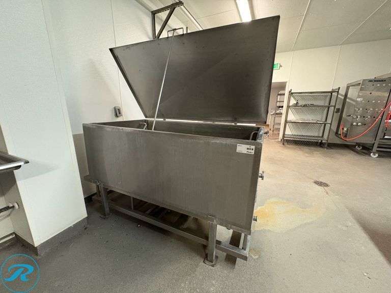 Stainless Steel Rectangular Curd Table with Lid and Agitation, Baldor Motor, 72” x 41” x 43”H