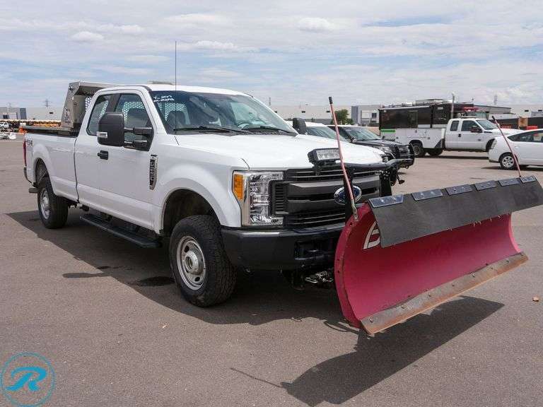 2017  Ford  F250  Super Duty XL  4WD Super Cab Slide-In  Dump Truck - Roller Auctions