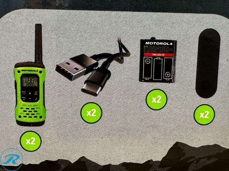 Motorola Solutions T600 35 Miles Waterproof Two-way Radio Green, 2-pack - Like New - Roller Auctions