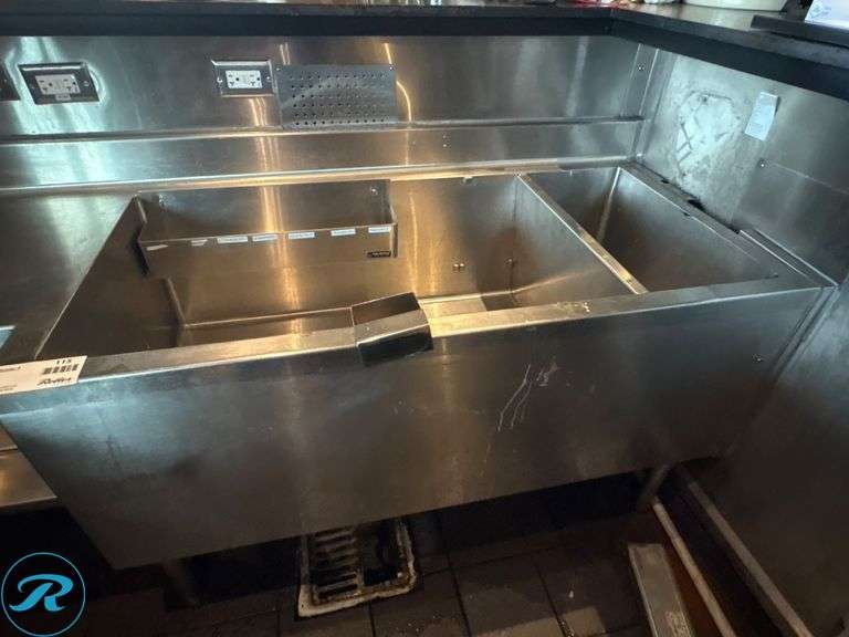 Stainless Steel Bar Service Well with Ice Bin and Cold Plate, 70” x 25” x 30”H - Roller Auctions