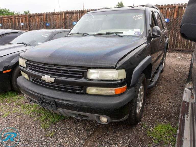 2005  Chevrolet  Tahoe LS  4WD