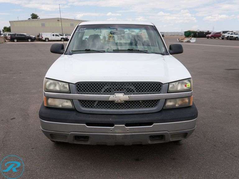 2005  Chevrolet  Silverado   1500  4WD  Pickup - Roller Auctions