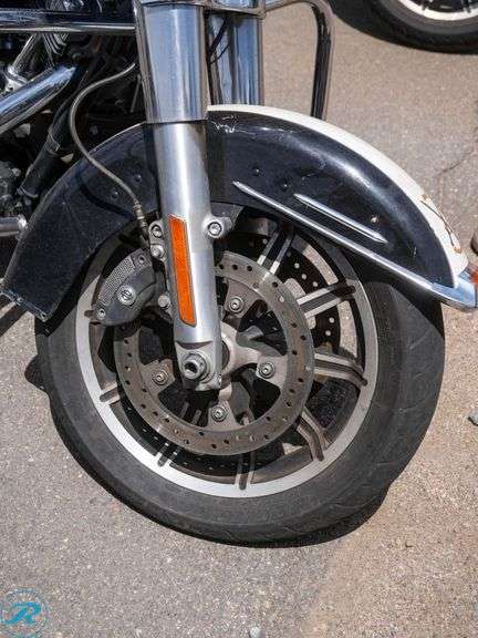 2016  Harley-Davidson  FLHTP Electra Glide  Police Edition  Motorcycle - Roller Auctions