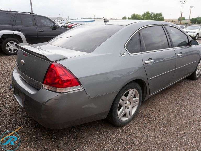 2007  Chevrolet  Impala LTZ  FWD - Roller Auctions