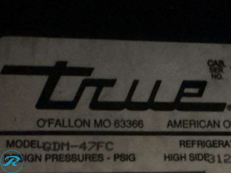 True GDM-47FC 2-Section Sliding Glass Door Refrigerated Merchandiser - Roller Auctions