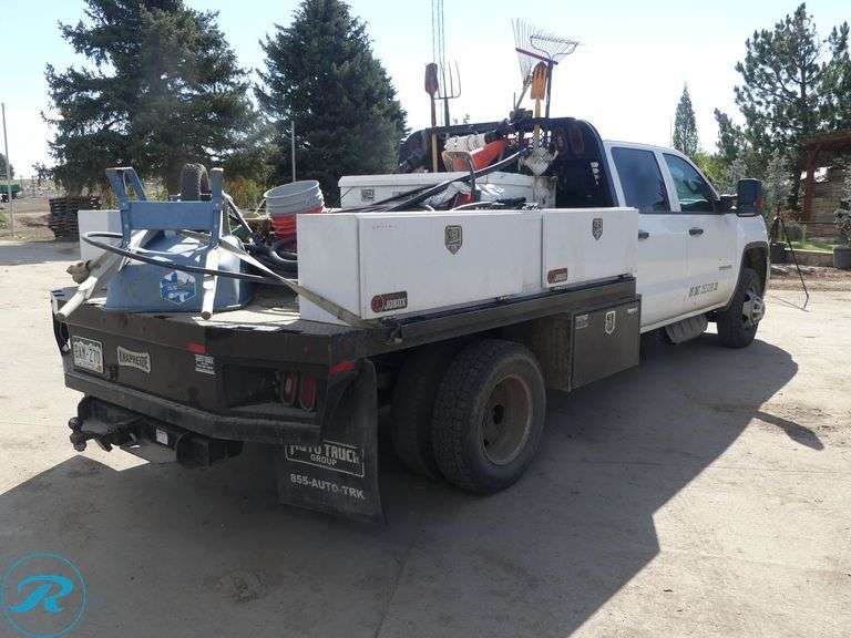 2019  GMC  3500 HD  4WD  Flatbed Truck - Roller Auctions