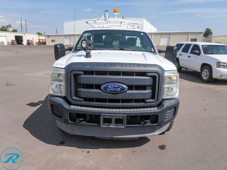 2013 Ford F250 Super Duty XL 4WD Pickup - Roller Auctions