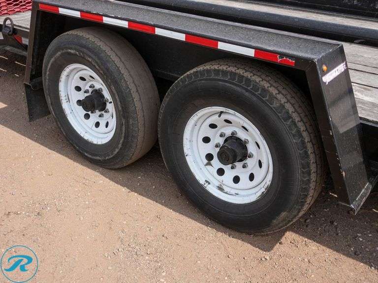2019  Towmaster  T-12D  T/A Equipment Trailer - Roller Auctions