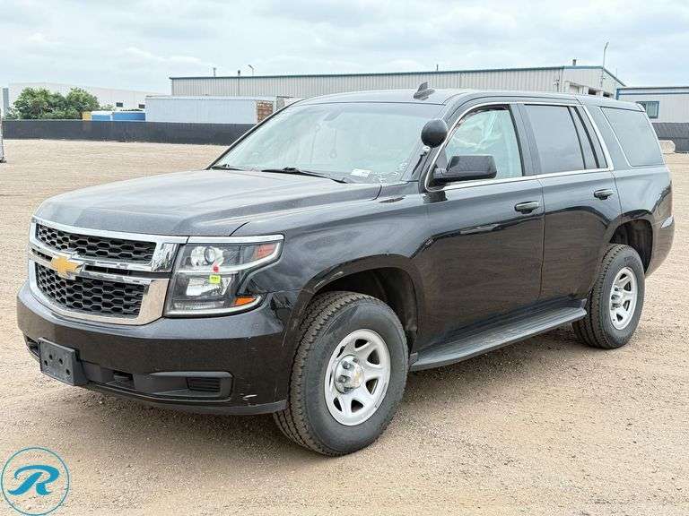 2017  Chevrolet  Tahoe   4WD  SUV - Roller Auctions