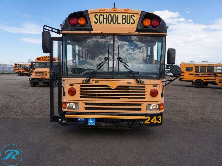 2010 International RWD 64-Passenger School Bus - Roller Auctions