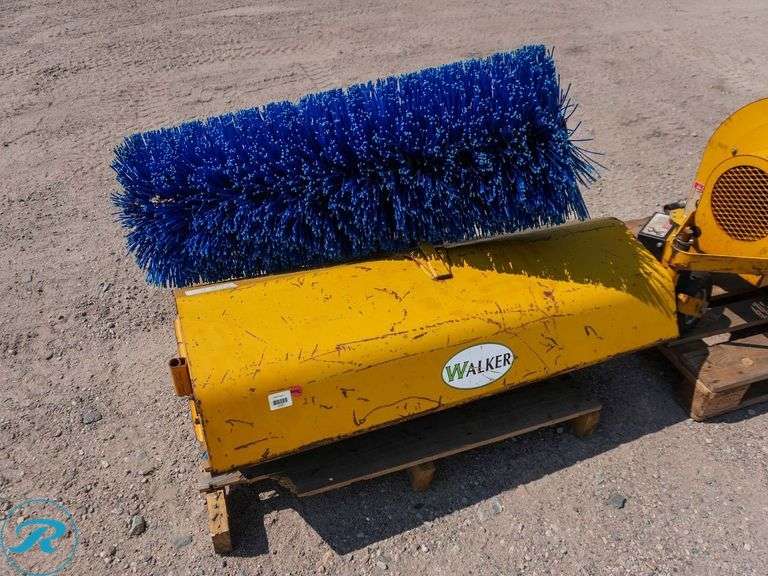 Walker 42" Sweeper Attachment To Fit MTGHS Mower With Extra Replacement Brush - Roller Auctions