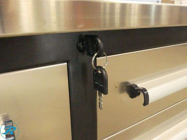 New Chery Industrial 30-Drawer Workbench, Stainless Steel, 10' - Roller Auctions