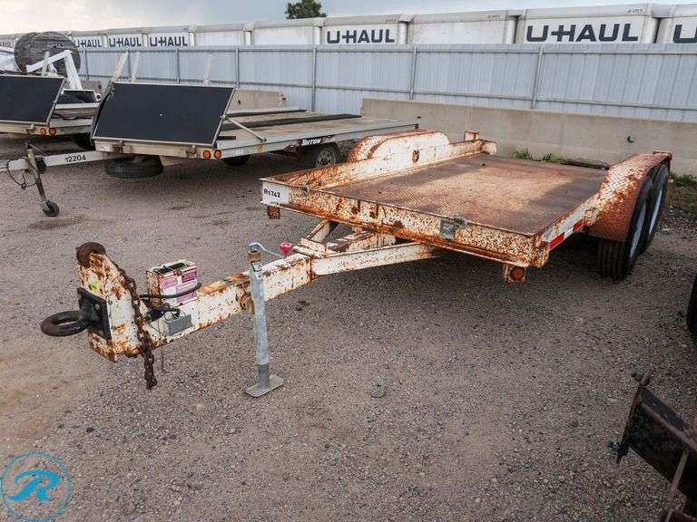 2007  Butler  T/A Tilt Deck Trailer - Roller Auctions