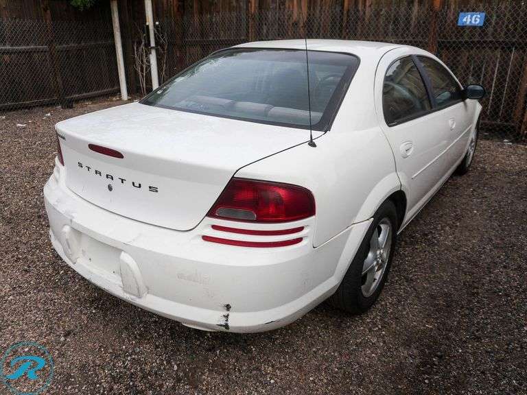 2005  Dodge  Stratus SXT  FWD - Roller Auctions