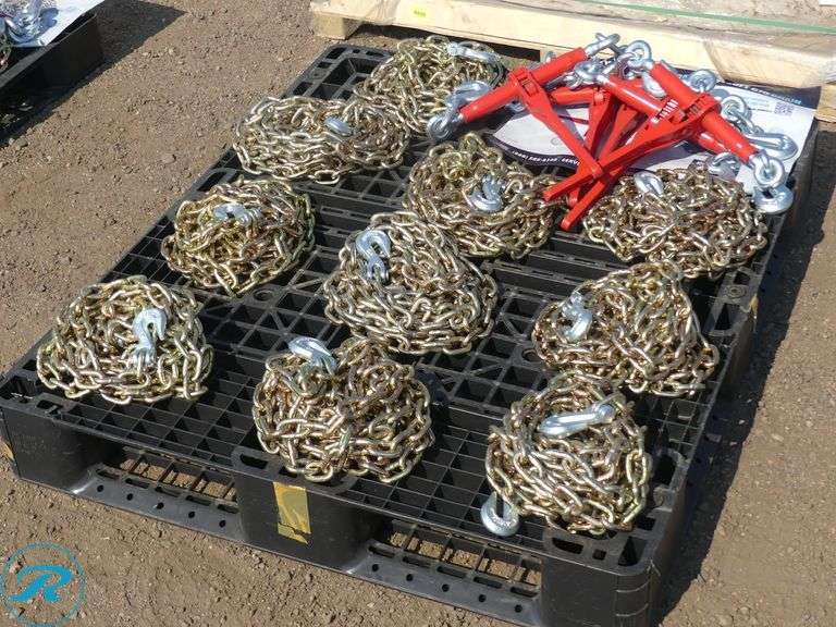Pallet of (5) New Greatbear 5400LBS Ratchet Binders and (10) New 5/16" 20FT G70 Chains - Roller Auctions